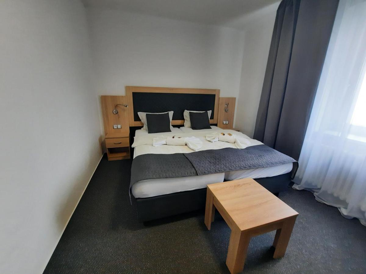 Hotel Cervenohorske Sedlo Loucna nad Desnou Ngoại thất bức ảnh