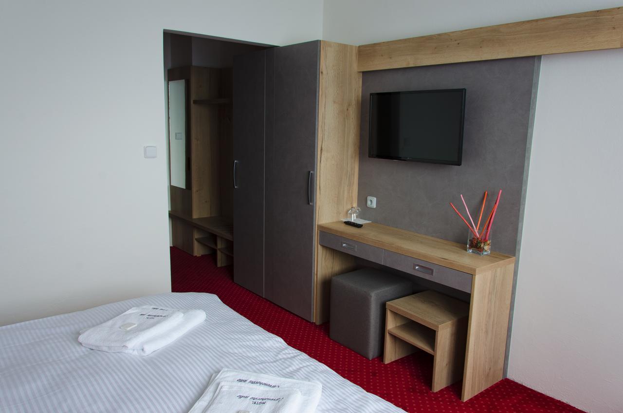 Hotel Cervenohorske Sedlo Loucna nad Desnou Ngoại thất bức ảnh