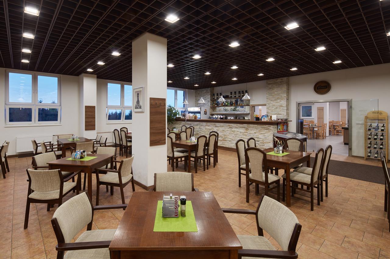 Hotel Cervenohorske Sedlo Loucna nad Desnou Ngoại thất bức ảnh